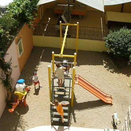 Garden Club Курортный комплекс