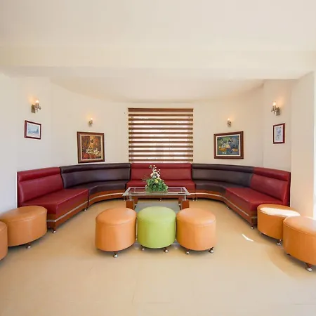 Garden Club Курортный комплекс 4*